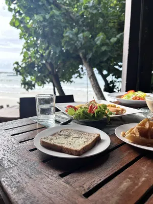 La Lune Beach Resort Питание Photos