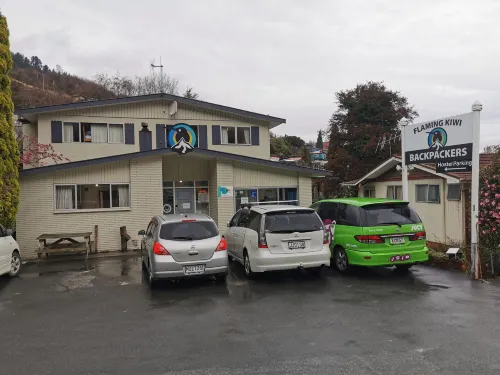 The Flaming Kiwi Backpackers Public Areas Photos