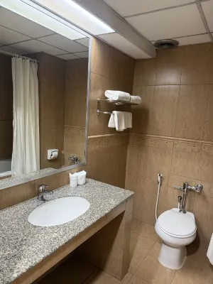 Bangkok City Suite Camere Photos