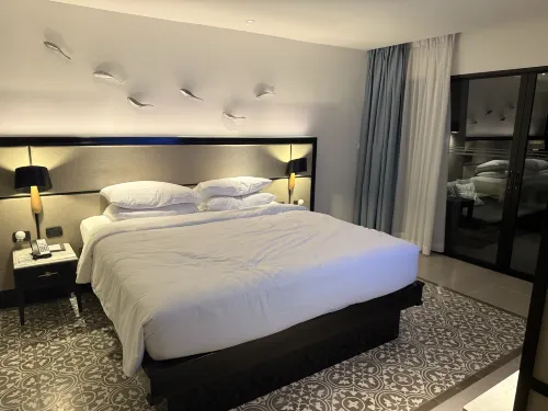 Hyatt Regency Phuket Resort Rooms Photos