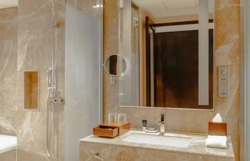 Four Points by Sheraton Qingdao, West Coast Rooms Photos