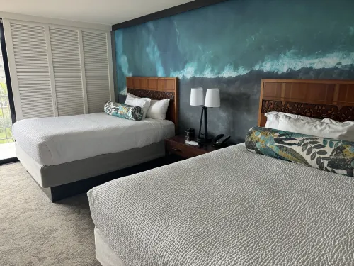 Courtyard by Marriott King Kamehameha's Kona Beach Hotel Rooms Photos