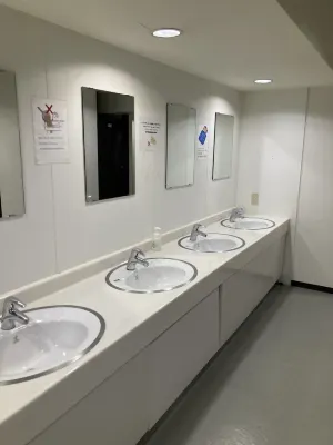 Hotel Shin-Imamiya Kamar Photos