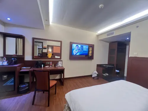 Best Western Plus Makassar Beach Rooms Photos