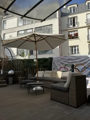 Le Village Montmartre by Hiphophostels Espaces publics Photos