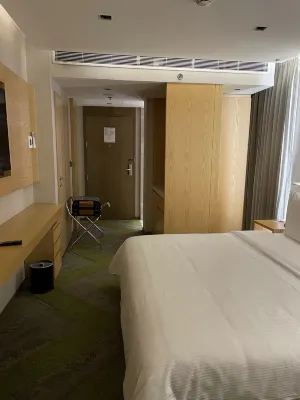 HANSA- A Premium Residence Rooms Photos