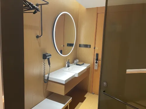 JI Hotel (Shanghai Dishui Lake Subway Station) Phòng Photos