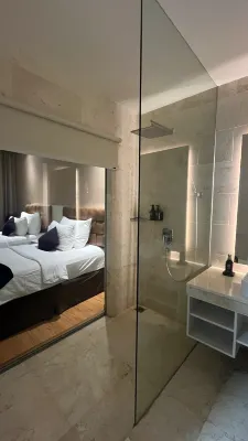 Platinum Hotel & Convention Hall Balikpapan Kamar Photos