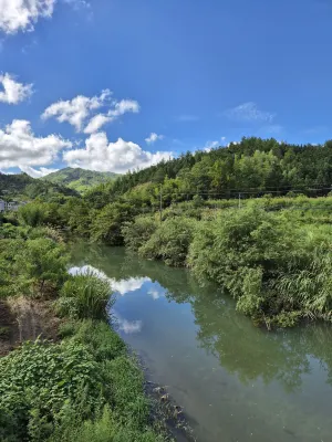 Mengxian Riverside · 270° view of the mountain view of Tangquan Resort and Accommodation Рядом с отелем Photos