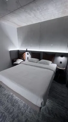 Moxy Cologne Muelheim Chambres Photos