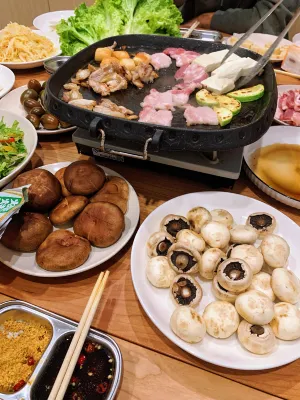Shiguangxia Universal Holiday Homestay Питание Photos