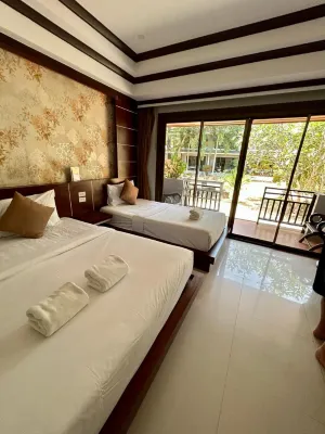 Phi Phi Andaman Beach Resort Zimmer Photos