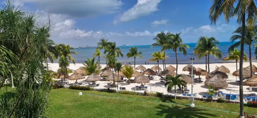 Beachscape KIN Ha Villas & Suites Рядом с отелем Photos