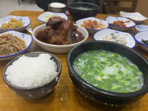 부산관광호텔 식사 Photos