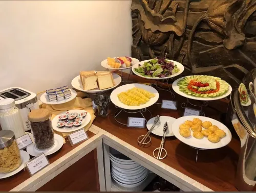 A25 Hotel - 12 Ngô Sĩ Liên Ăn uống Photos