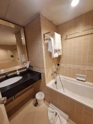 Jomtien Palm Beach Hotel and Resort Phòng Photos