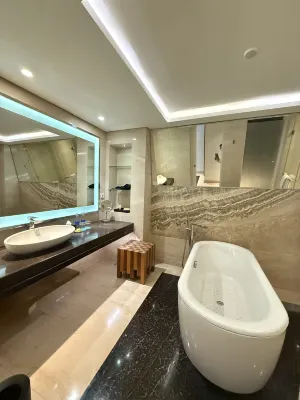 Le Meridien Bali Jimbaran Kamar Photos