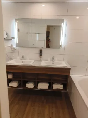 Avenue Hotel Camere Photos
