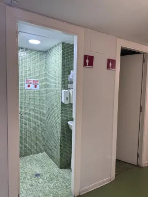 Sant Jordi Hostels Sagrada Familia Camere Photos