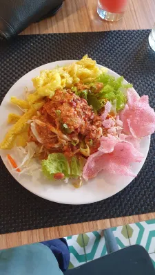 Jambuluwuk Thamrin Hotel Makanan Photos