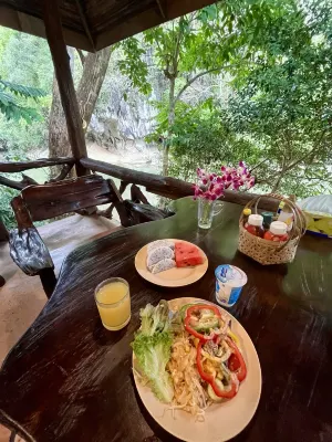 Art's Riverview Lodge Restauration Photos
