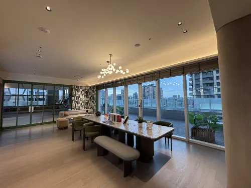 halo house Espaces publics Photos