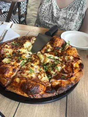 Airlie Beach Hotel Dining Photos