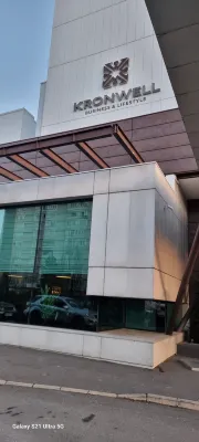 Kronwell Brasov Hotel Exterior Photos