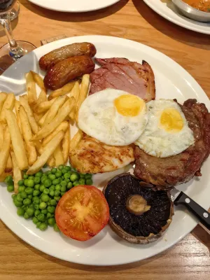 Premier Inn London Lewisham Dining Photos