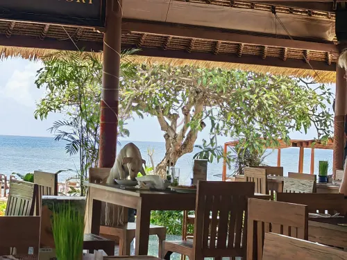 New Sunari Lovina Beach Resort Dining Photos