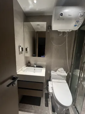 Yi Zhi. High Floor City View Huge-Screen Apartment(Shenzhen North Railway Station, Wanke Yue City) Kamar Photos