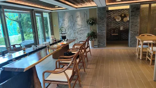 Kunlun International Youth Hostel (Huangshan Downtown) Dining Photos