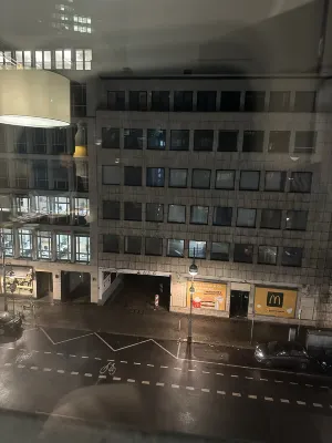 Crowne Plaza Berlin City Centre In der Nähe des Hotels Photos