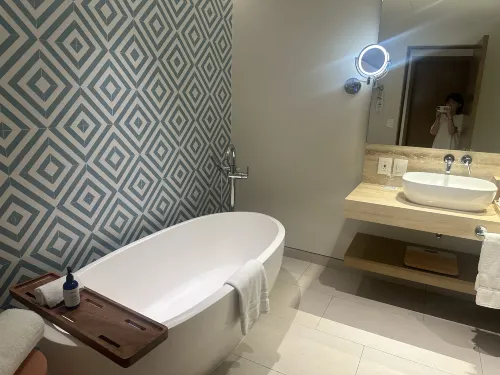 Hilton Cancun Mar Caribe All-Inclusive Resort Rooms Photos