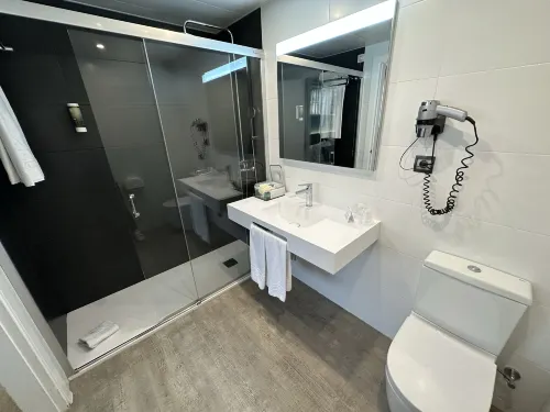 Aparthotel Atenea Barcelona Chambres Photos