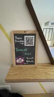 Greet Hotel Beaune Rooms Photos