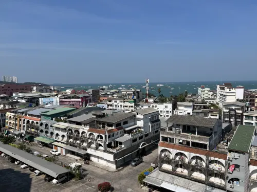 Welcome Plaza Hotel Pattaya Рядом с отелем Photos