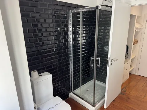 The 8 - Downtown Suites Kamar Photos