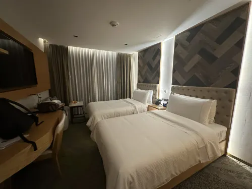 HANSA- A Premium Residence Rooms Photos