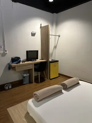 Inn Stations Hostel Zimmer Photos