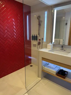 Four Points by Sheraton Surabaya, Tunjungan Plaza Rooms Photos