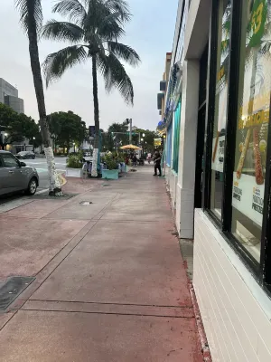 Clinton Hotel South Beach Рядом с отелем Photos