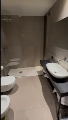 B21 Lifestyle Hotel Rooms Photos