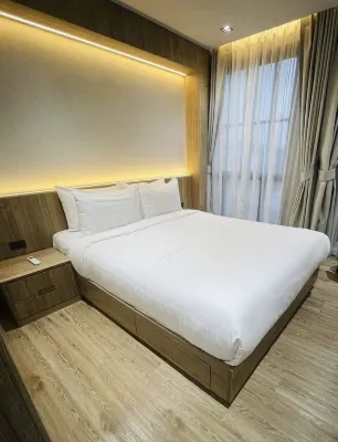 Leon Lasalle Hotel and Residences Camere Photos