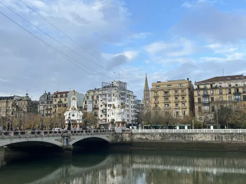 Mercure Bilbao Jardines de Albia Near Hotel Photos