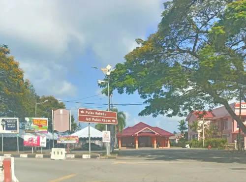 Super OYO 89640 Hotel Pelangi Marang Espaces publics Photos