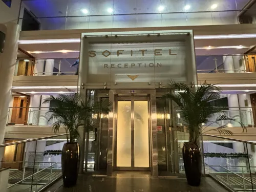 Sofitel London Heathrow Exterior Photos