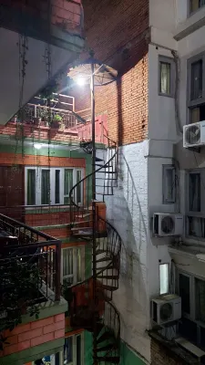 Hotel Backpackers Inn Photos