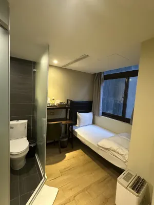 Just Live Inn Rooms Photos