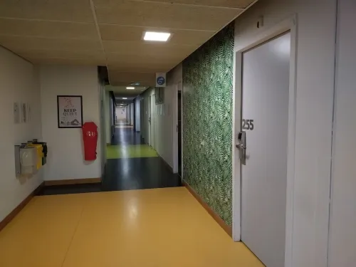 Auberge de Jeunesse Paris HI Yves Robert Espaces publics Photos